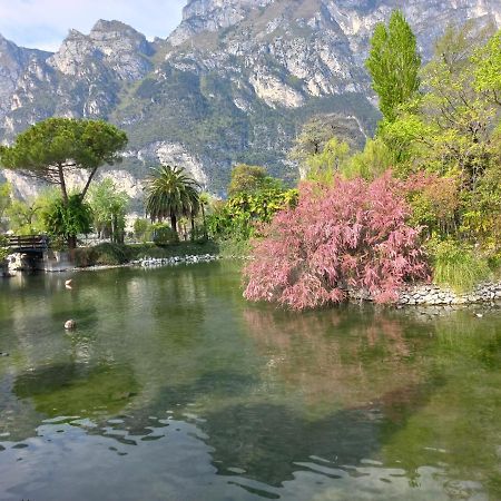 Ferienwohnung Riva Del Garda Exterior foto